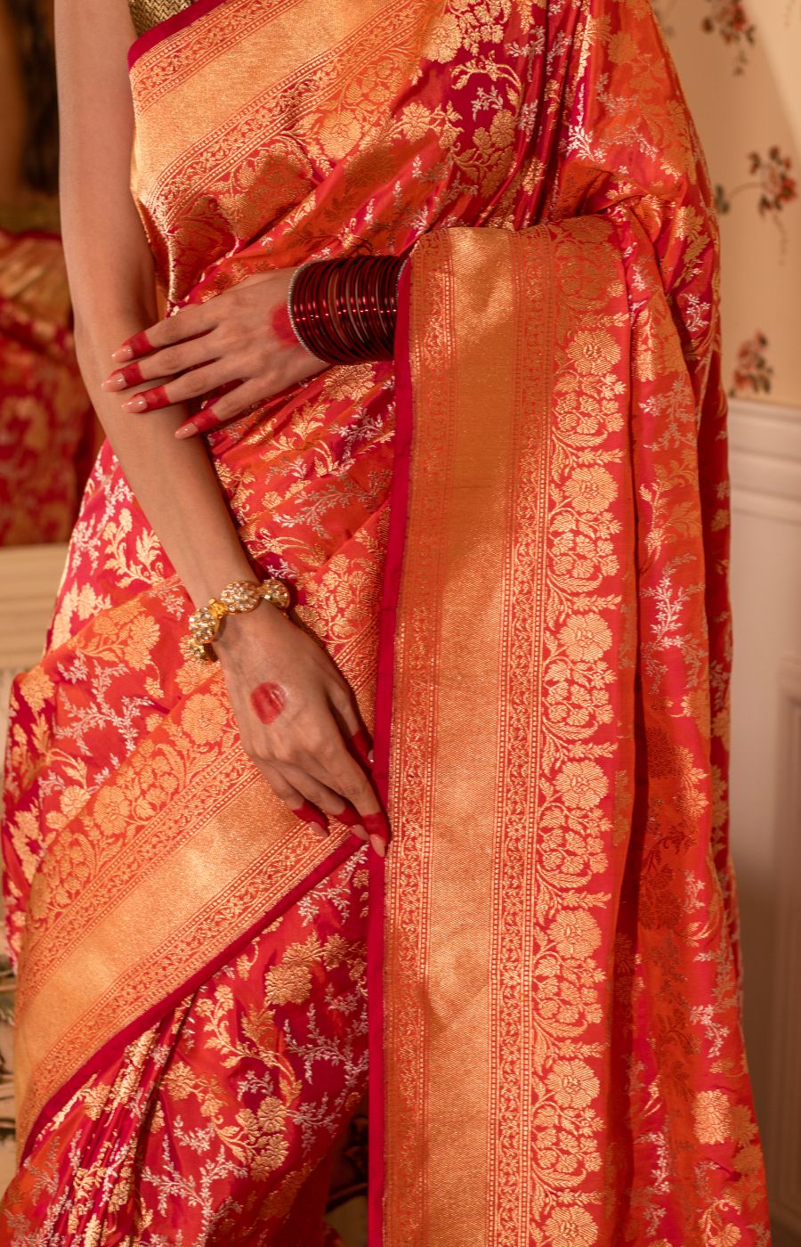 Traditional Two-Tone Kadwa Jangla Sona-Rupa Katan Silk Saree