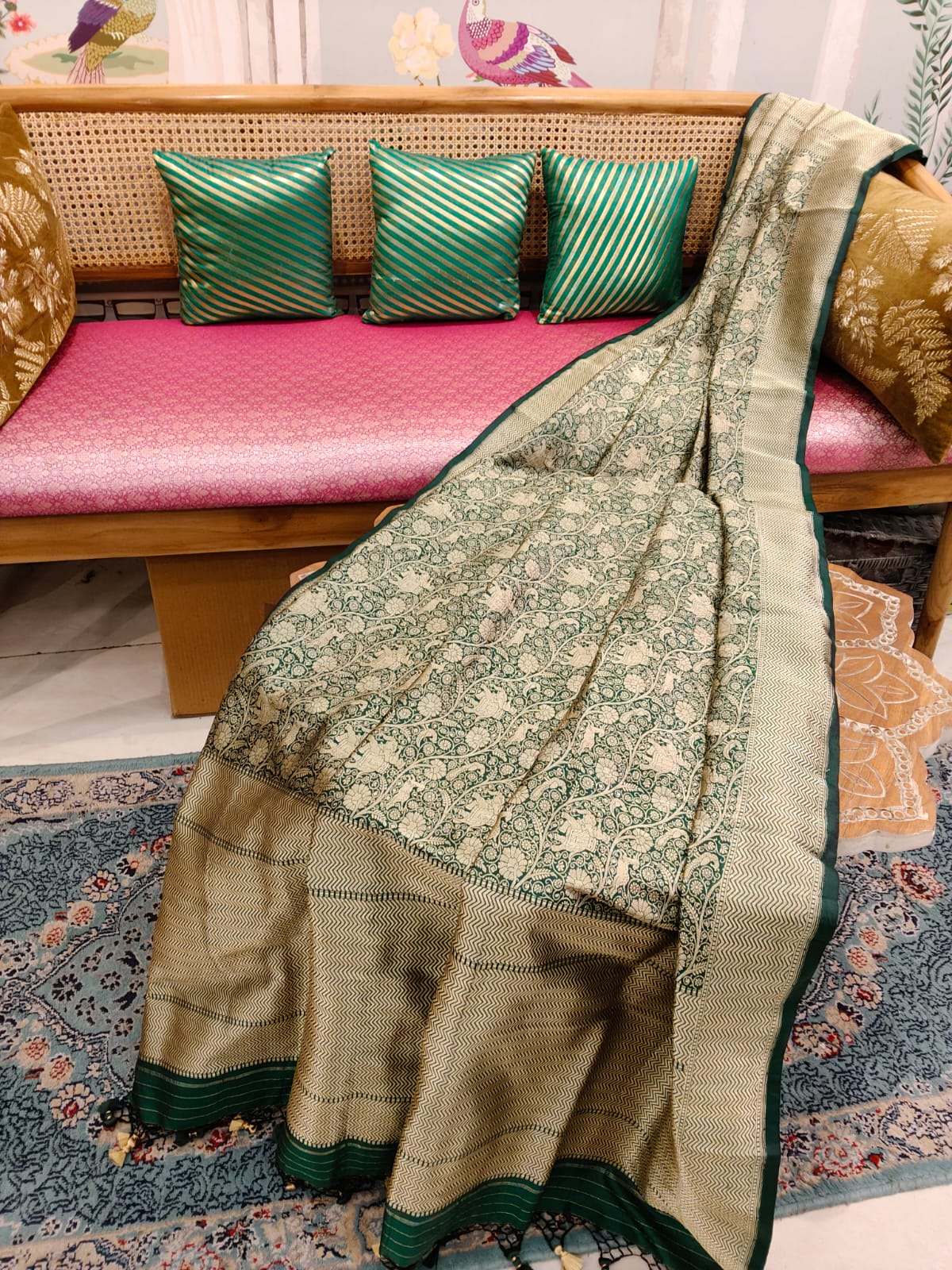 Vanamriga (Emerald Kadwa Shikargah Dupatta)