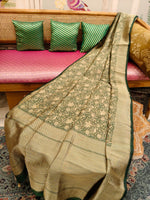 Vanamriga (Emerald Kadwa Shikargah Dupatta)