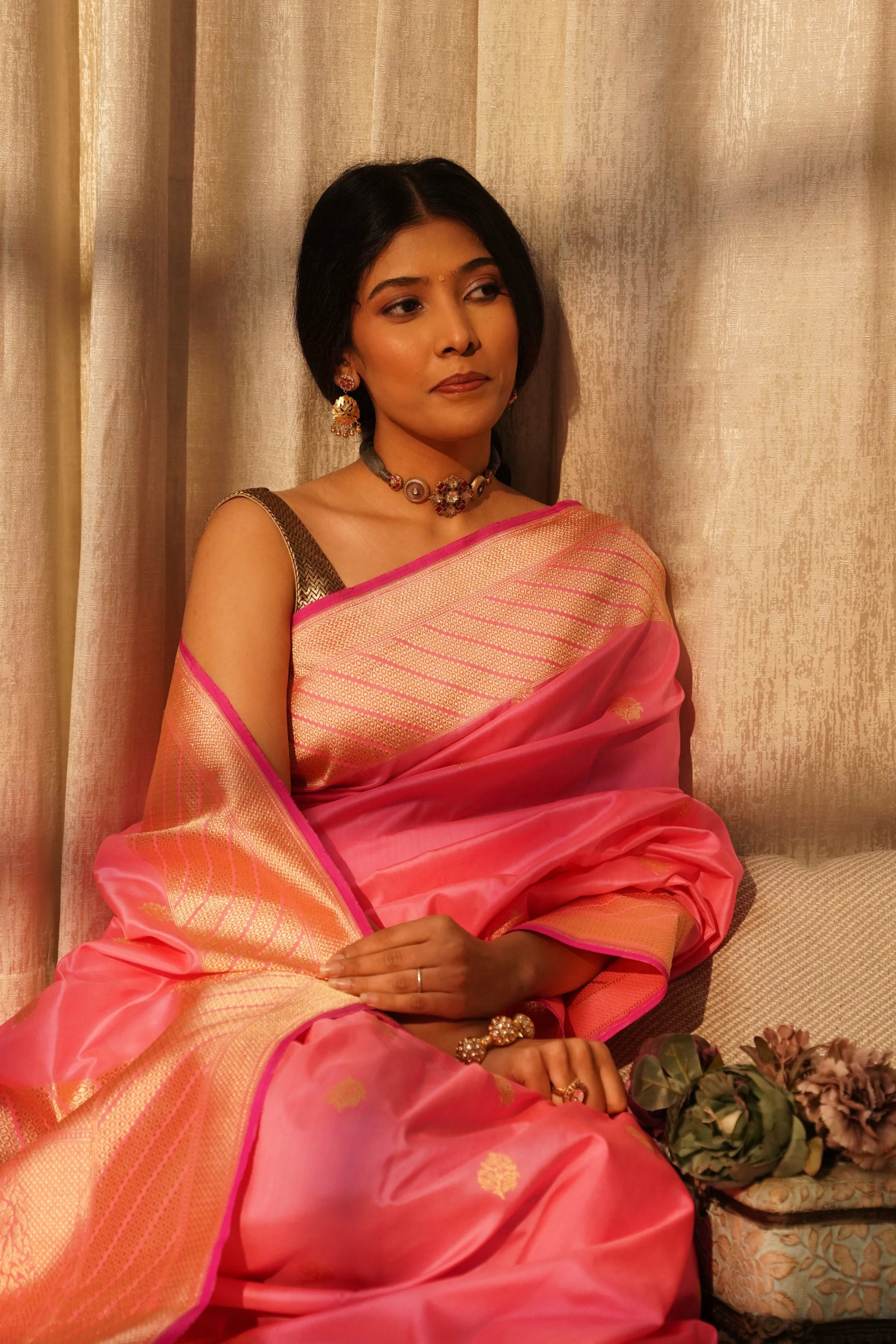 Vaidehi (Royal Kadwa Booti Katan)