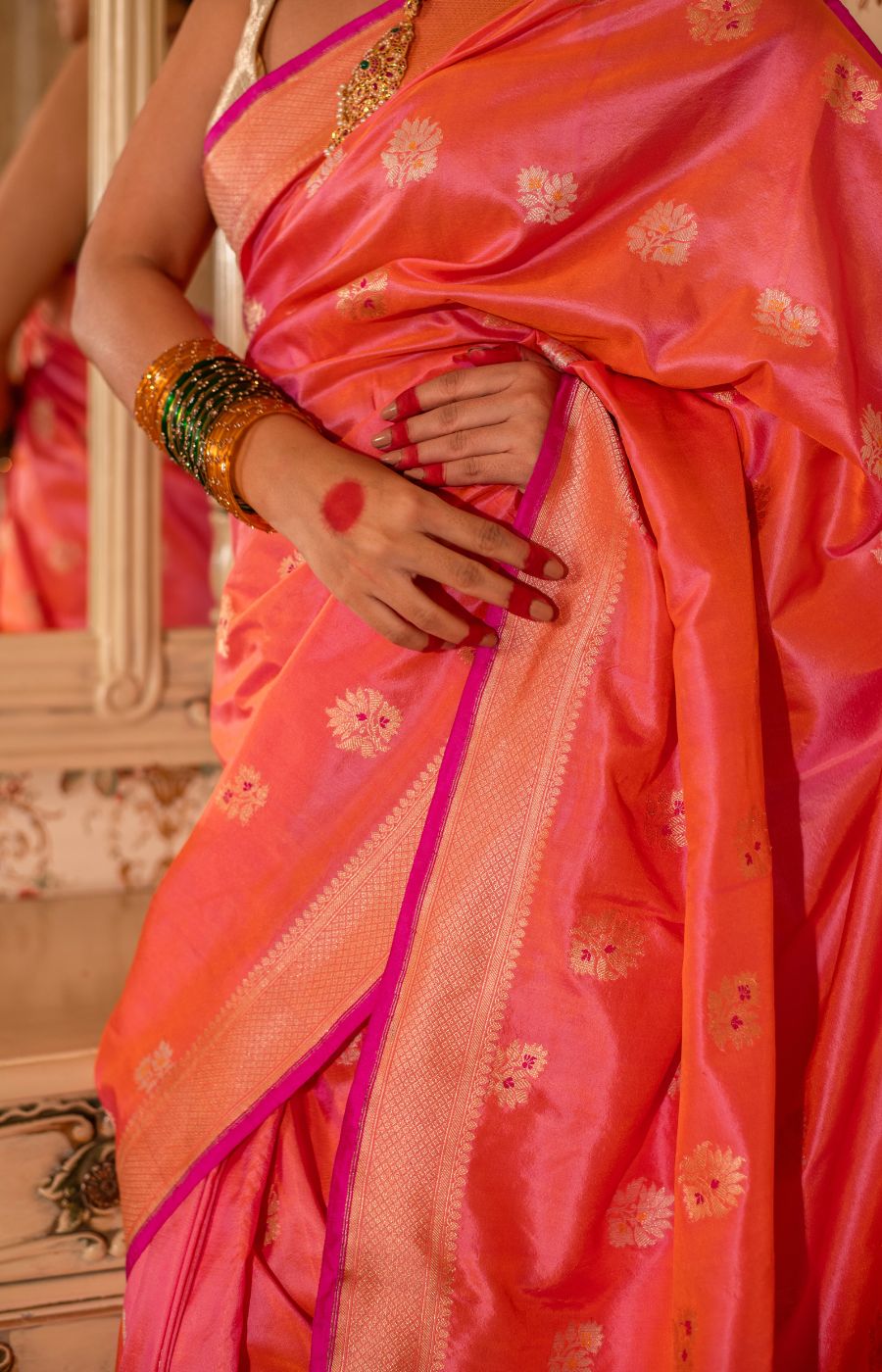 Radiant Peach Pink Two-Tone Kadwa Boota Katan Silk Saree