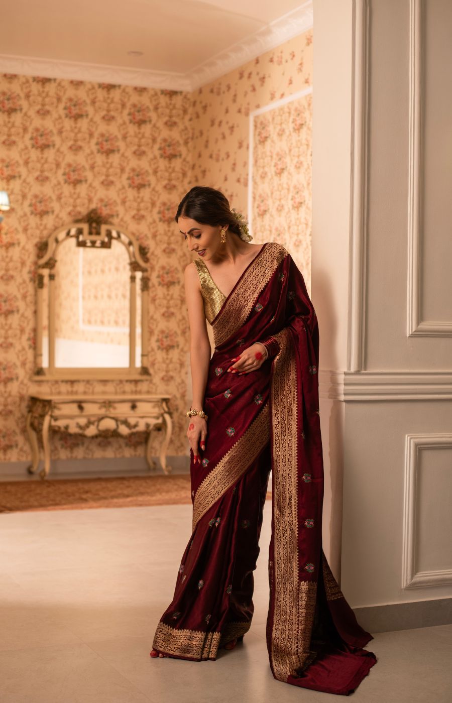 Elegant Fusion Mushru Silk Saree with Kadwa and Kashmiri Hand-Embroidered Bootas