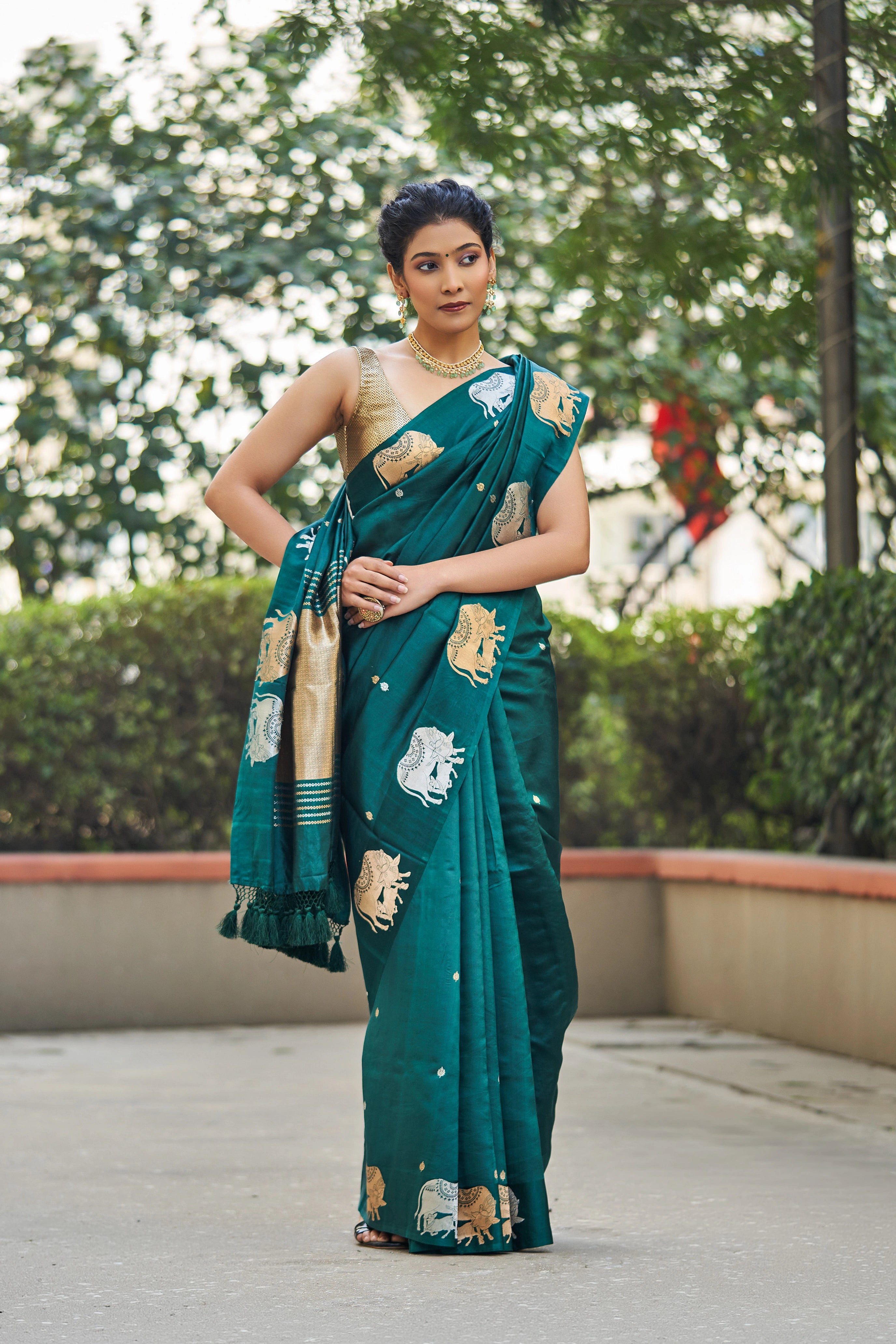 Mallika Katan Silk Banarasi Saree with Nandi Motif Border