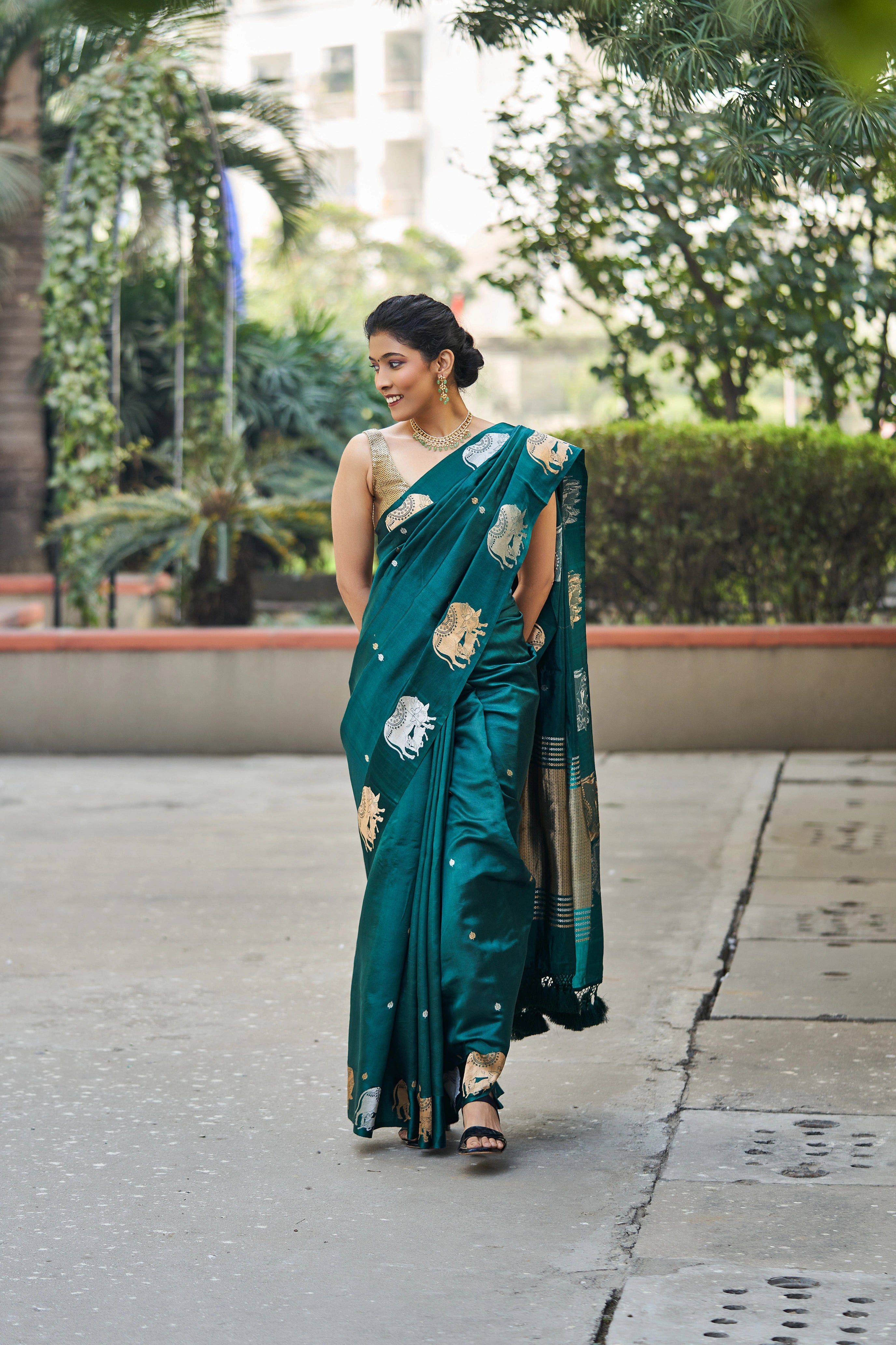 Mallika Katan Silk Banarasi Saree with Nandi Motif Border