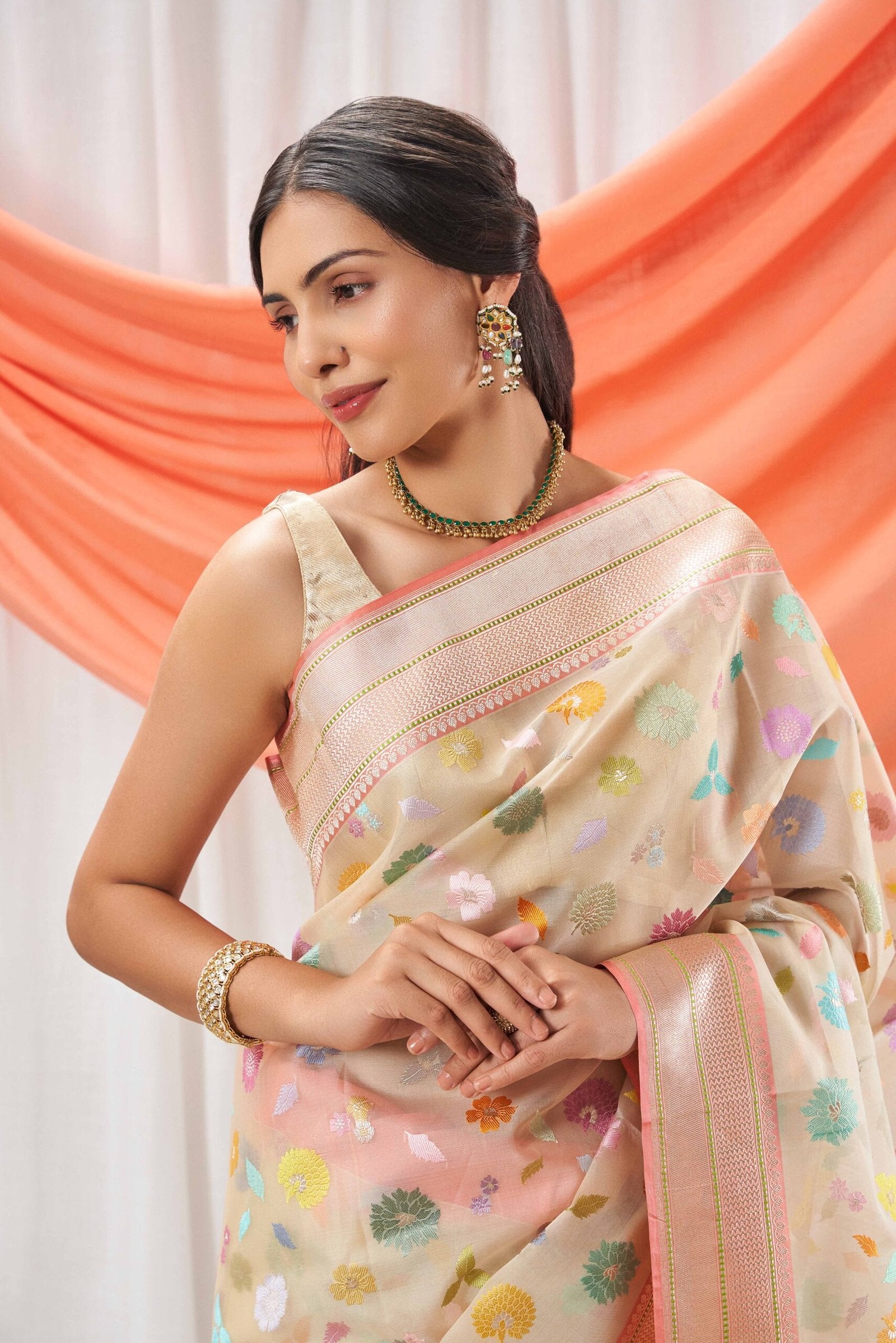 Kora Kadwa Multi Boota Saree