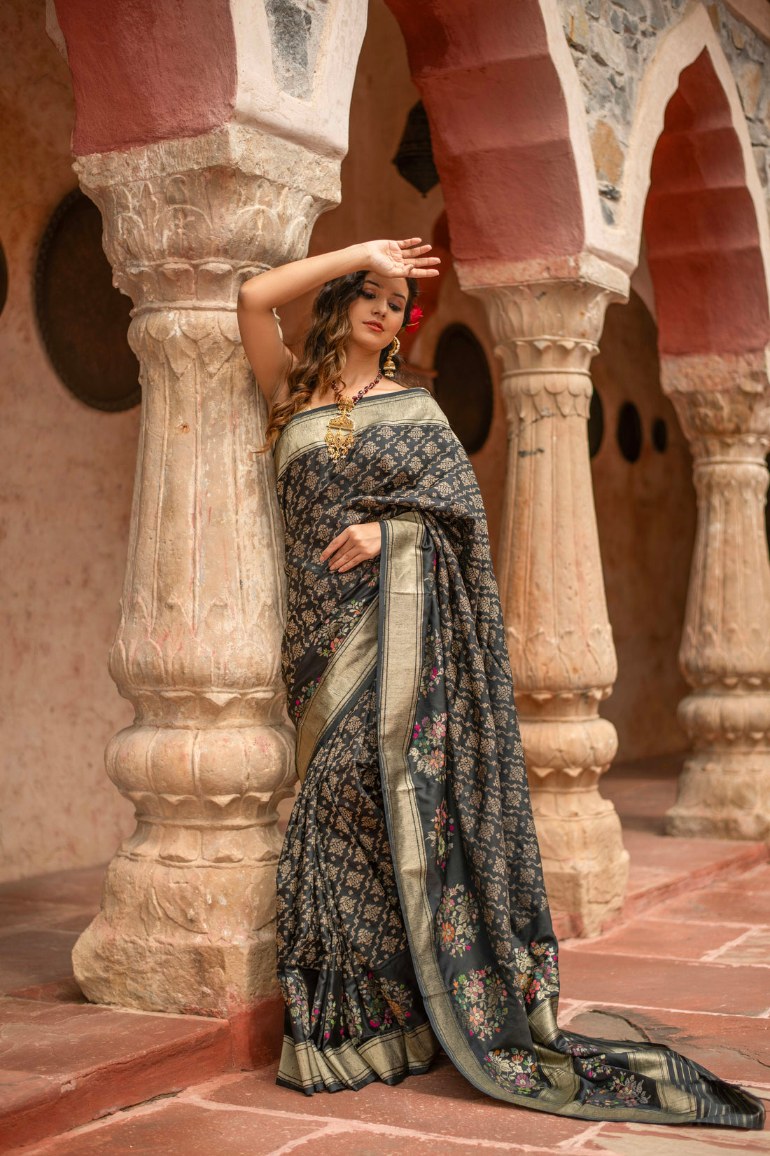 Varnika (Iktara Kadwa Jamdani Katan Silk Saree)