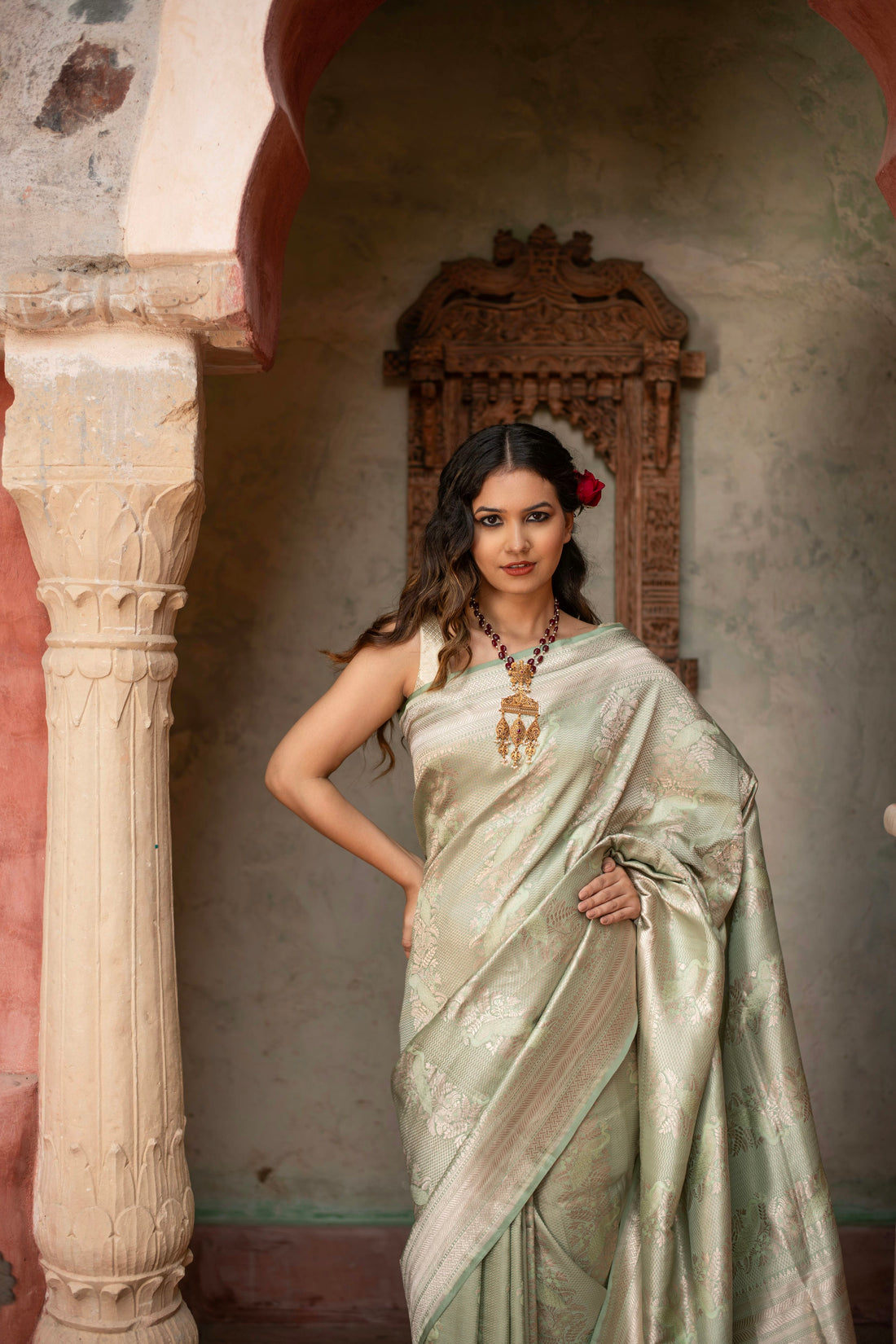 Mayurvalli (Sea-Green Peacock Jaal Banarasi Silk Saree)