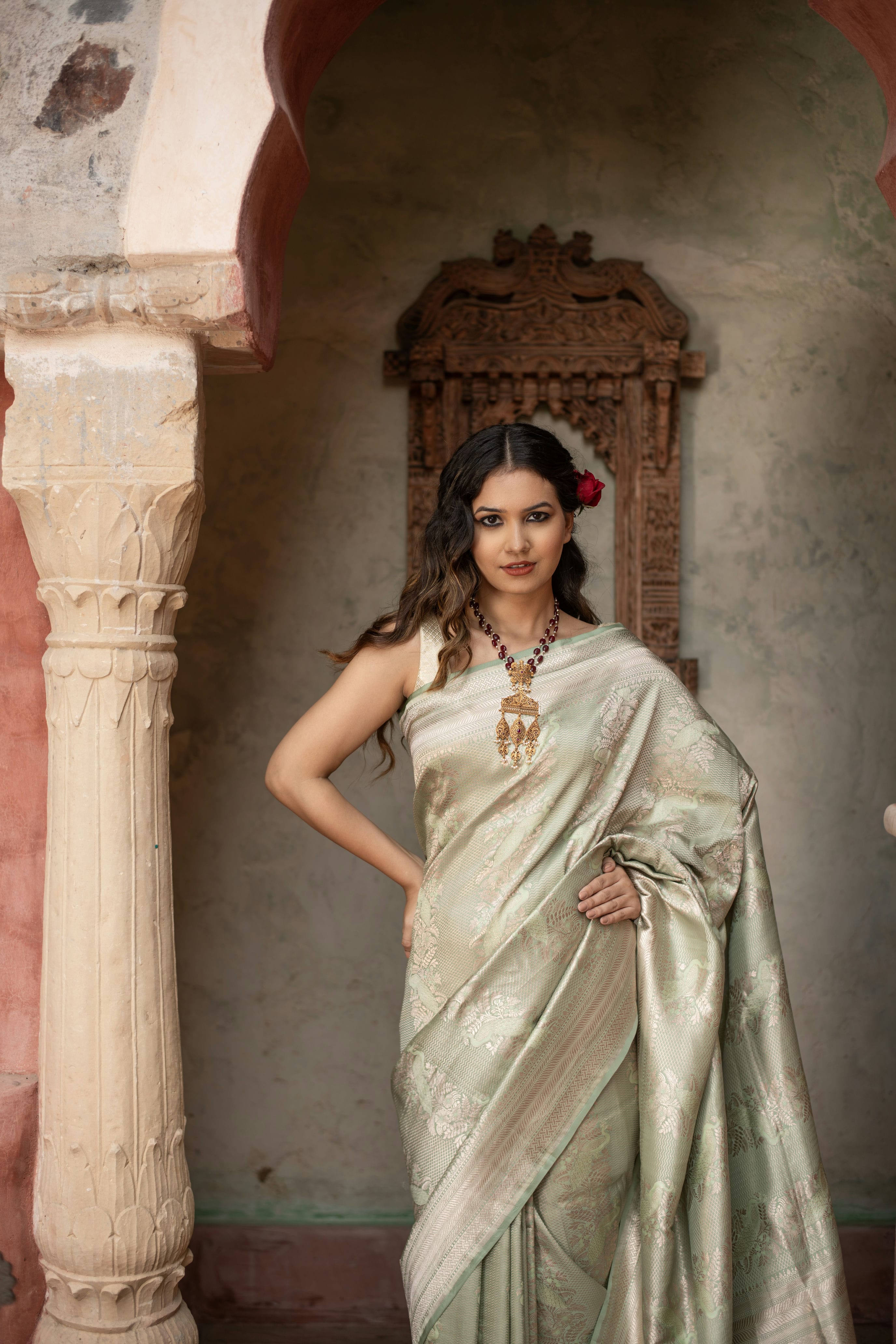 Mayurvalli (Sea-Green Peacock Jaal Banarasi Silk Saree)