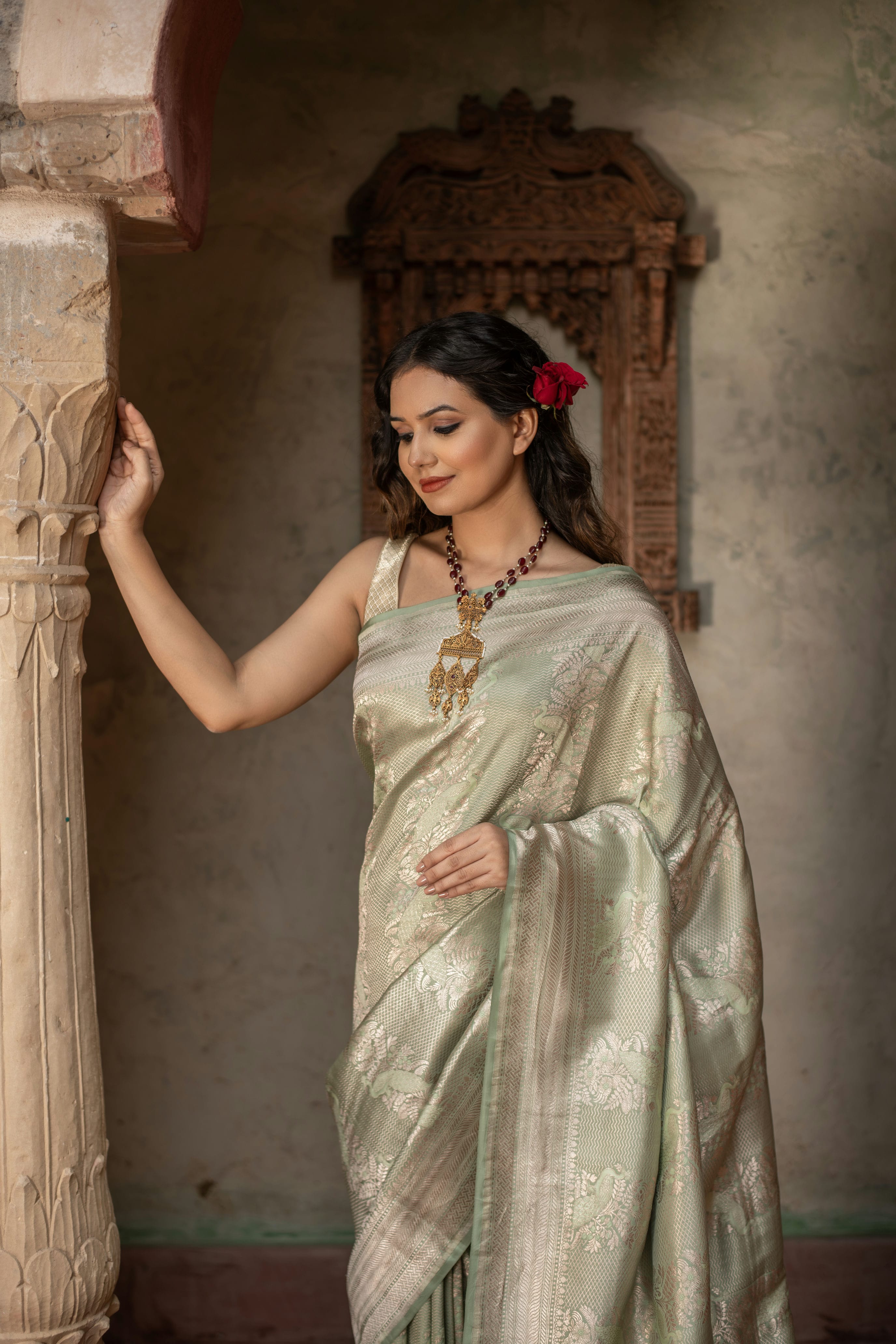 Mayurvalli (Sea-Green Peacock Jaal Banarasi Silk Saree)