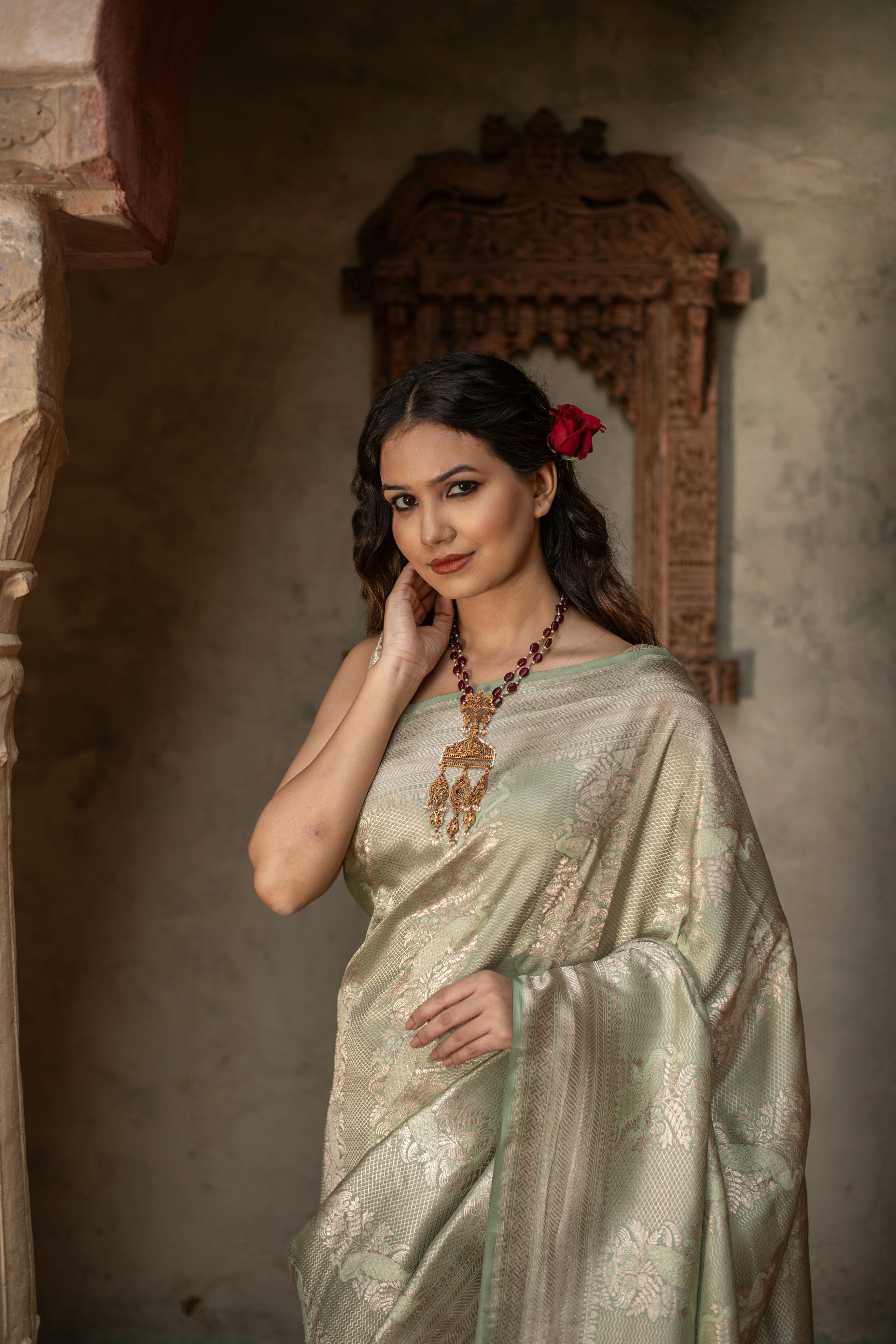 Mayurvalli (Sea-Green Peacock Jaal Banarasi Silk Saree)