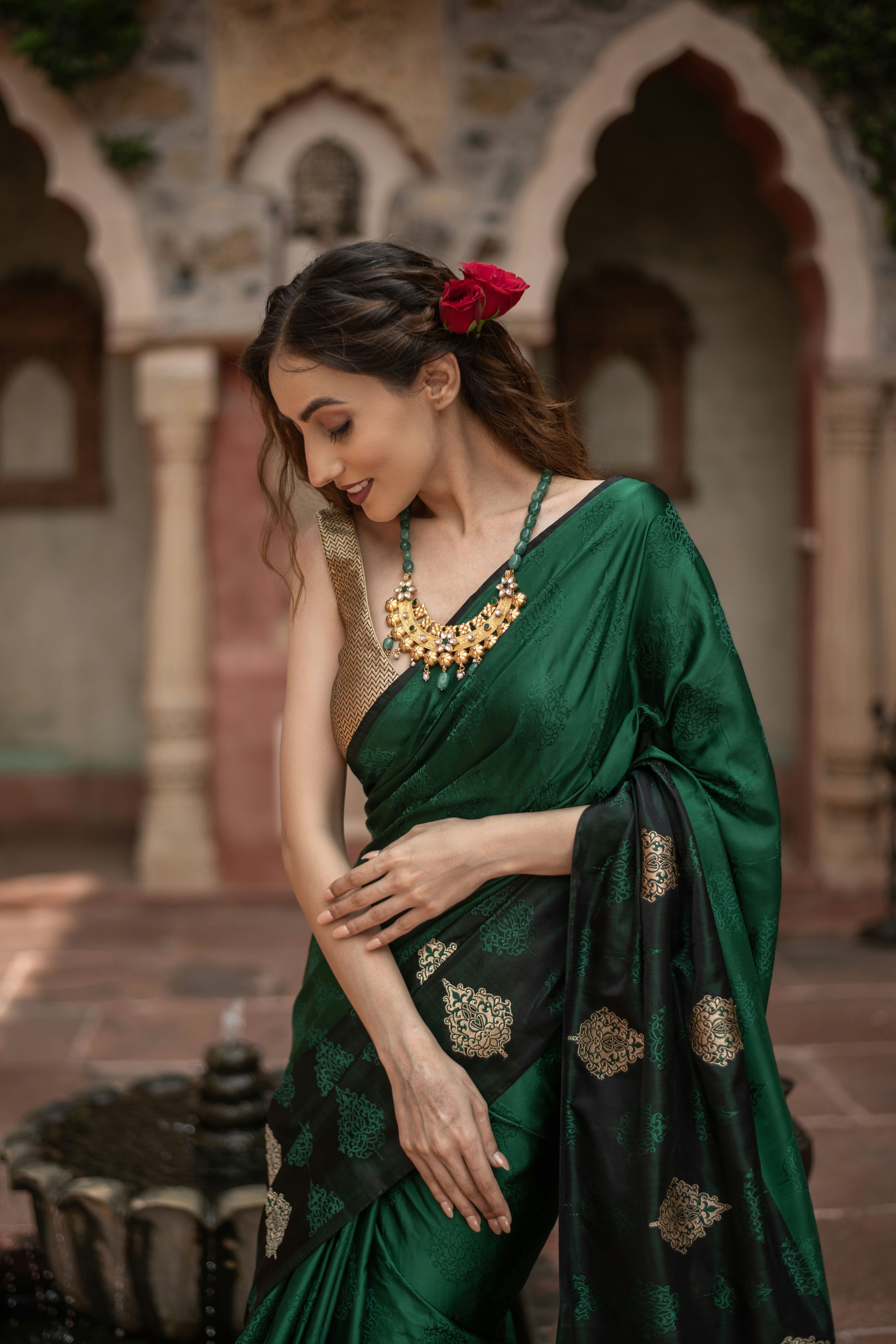 Vedarasa (Mushru Silk Saree with Tanchoi & Kadwa)