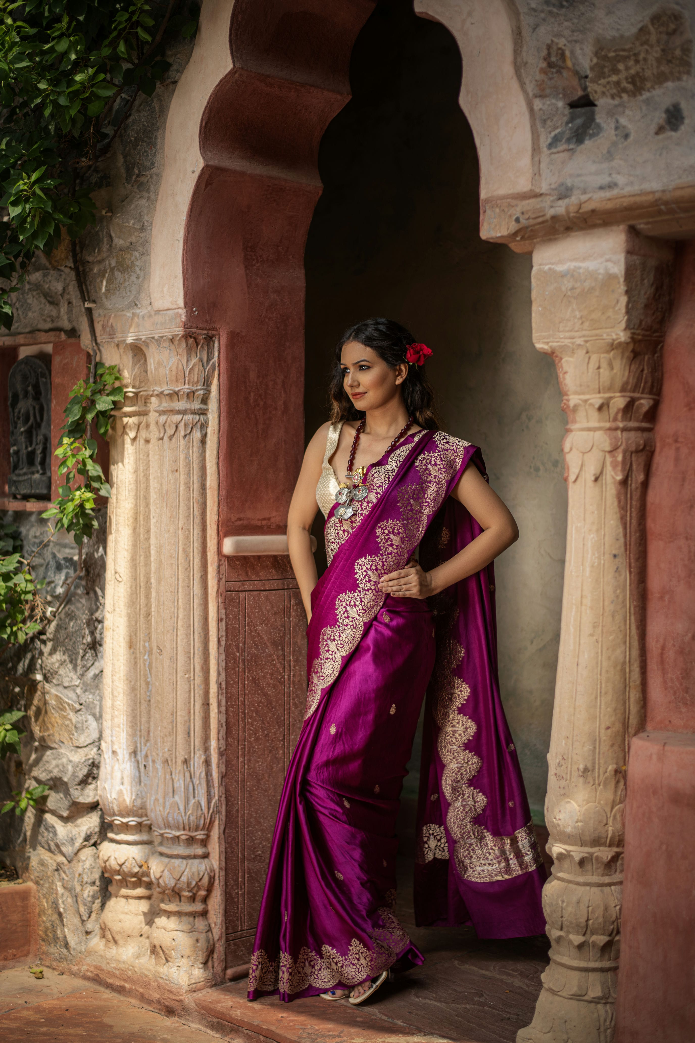 Mushru Silk Saree with Kadwa Weave and Scallop Borders