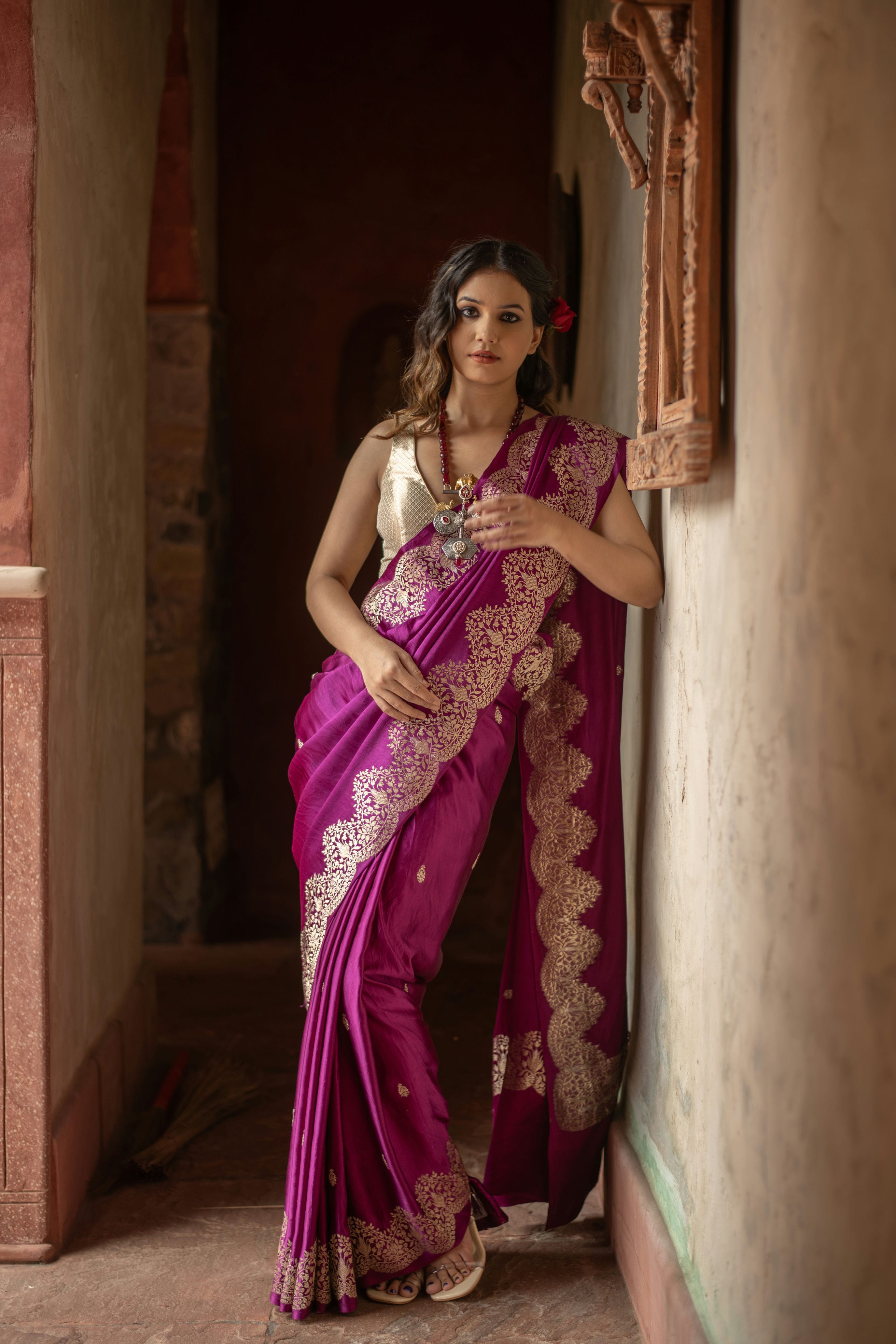 Mushru Silk Saree with Kadwa Weave and Scallop Borders