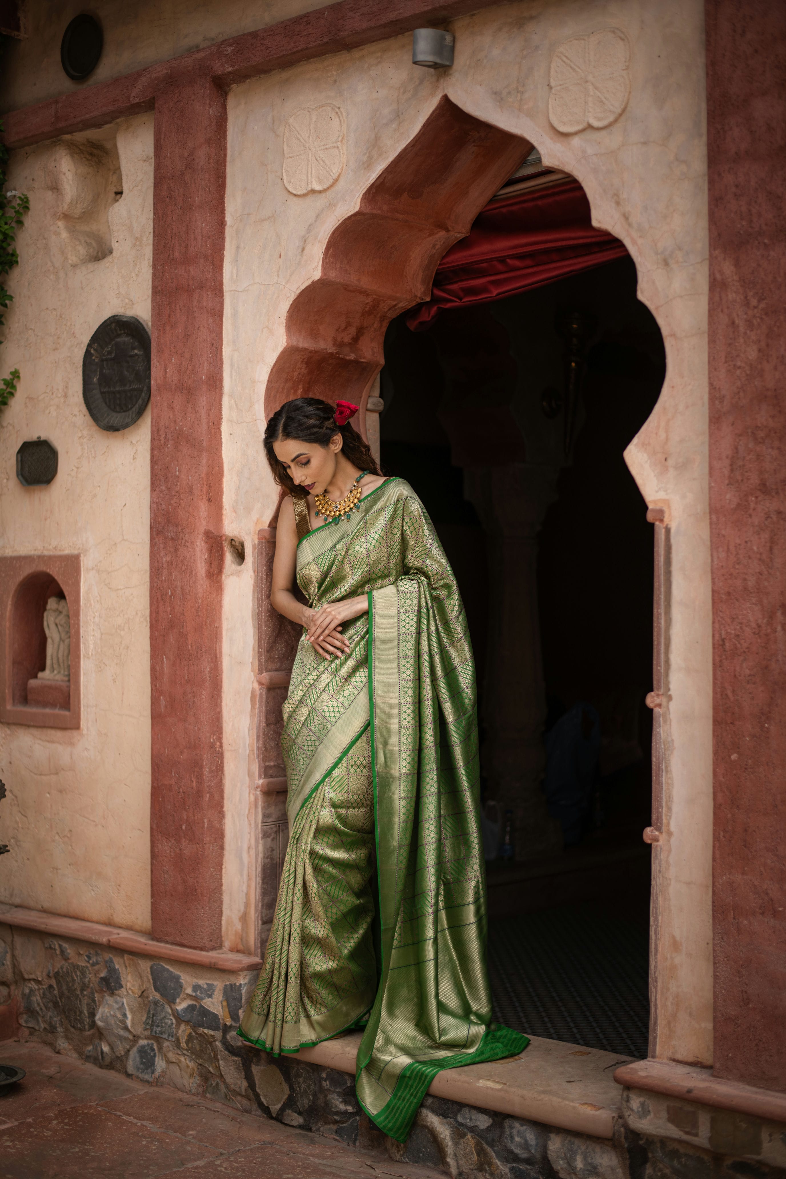 Elegant Banarasi Silk Saree with Unique Checkered Jaal