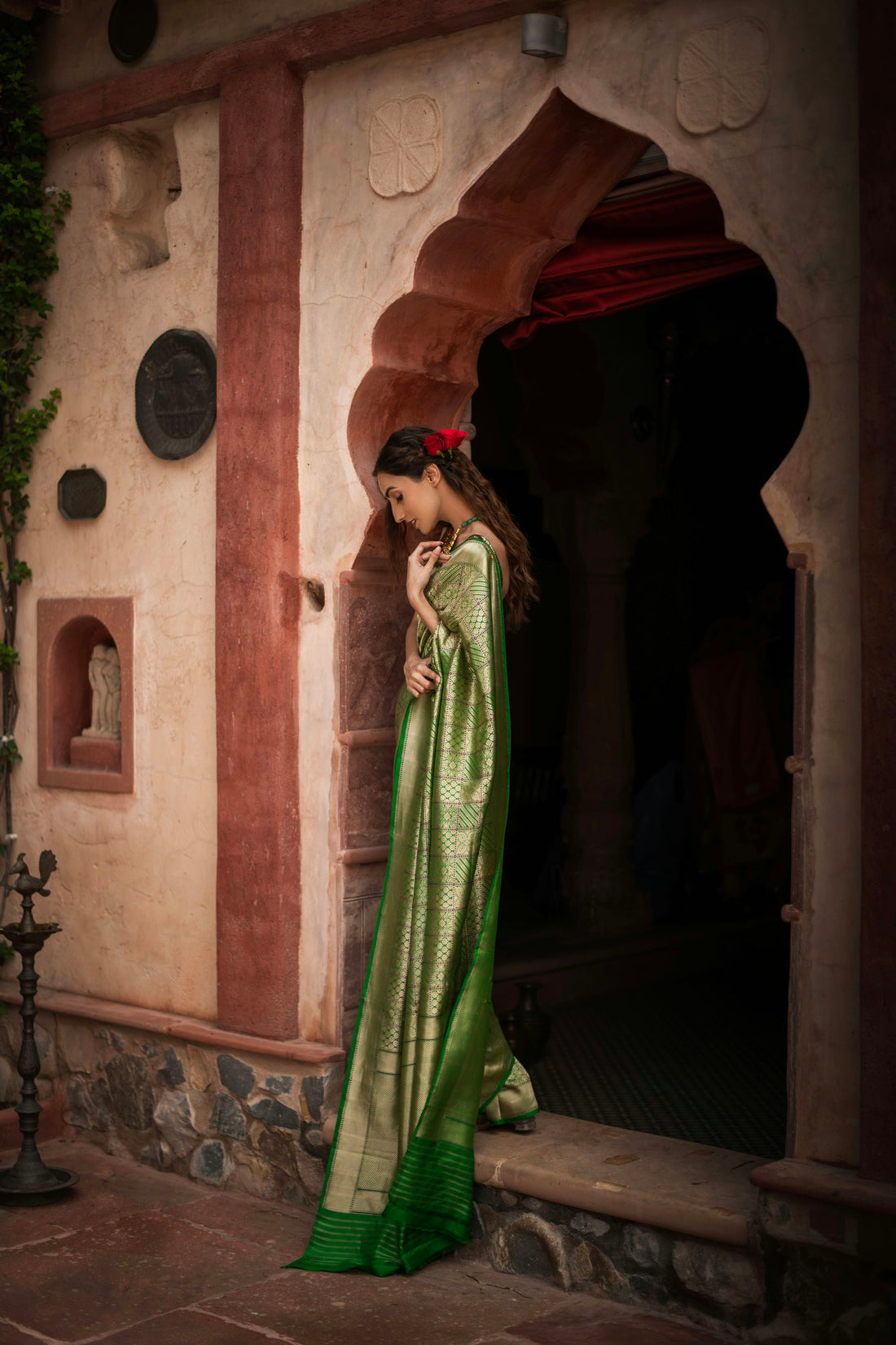 Elegant Banarasi Silk Saree with Unique Checkered Jaal