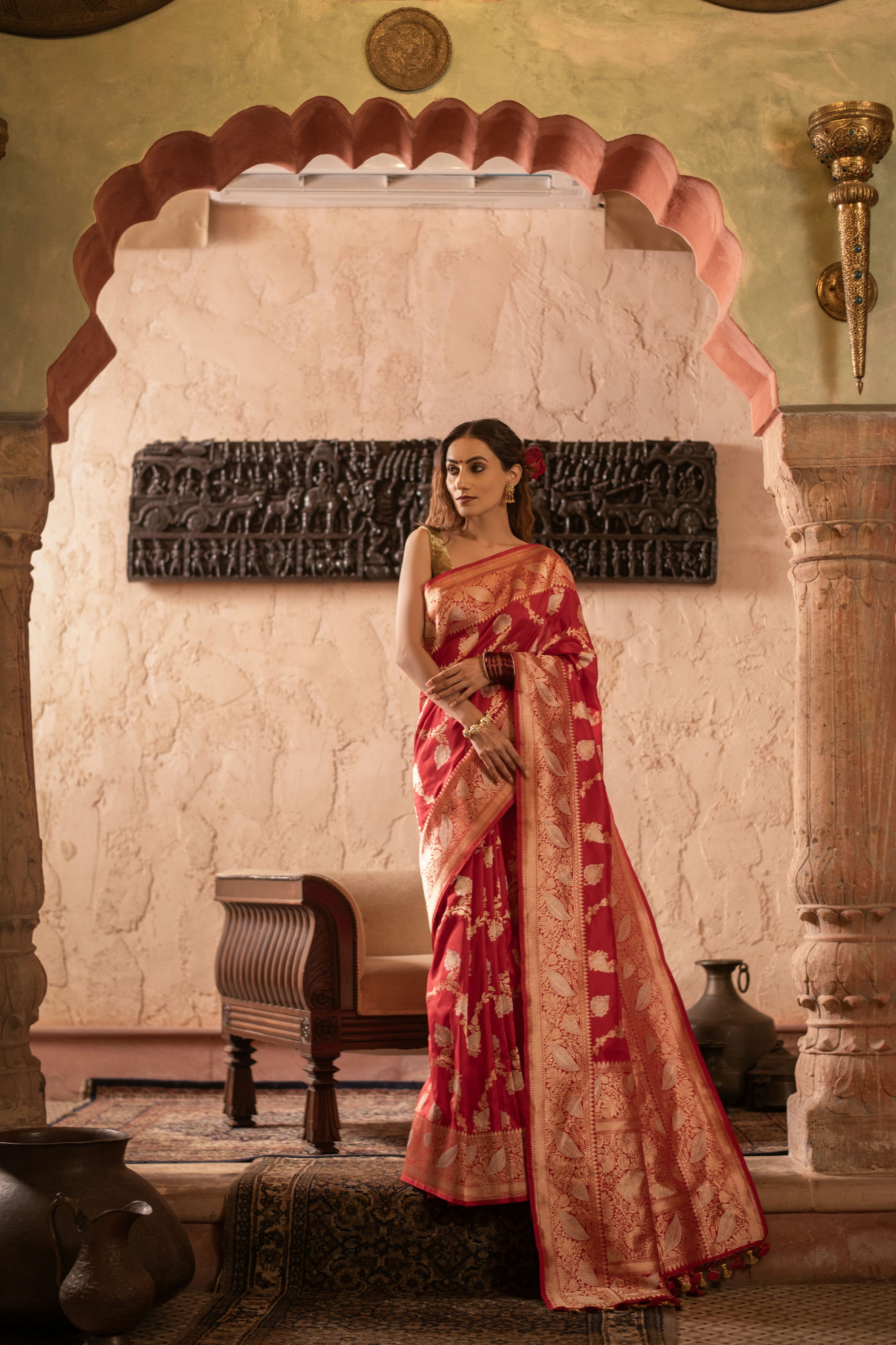 Sindoori Red Kadwa Jangla Saree with Meenakari Jaal