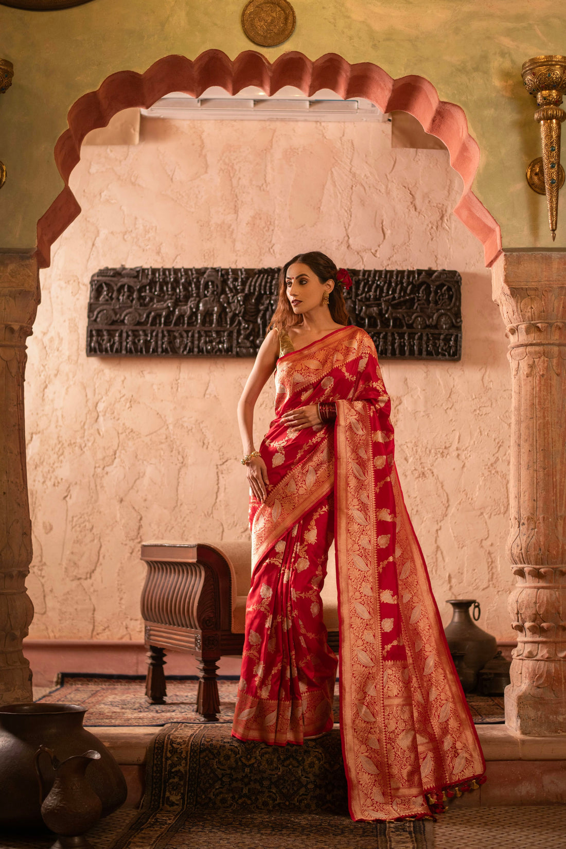 Sindoori Red Kadwa Jangla Saree with Meenakari Jaal