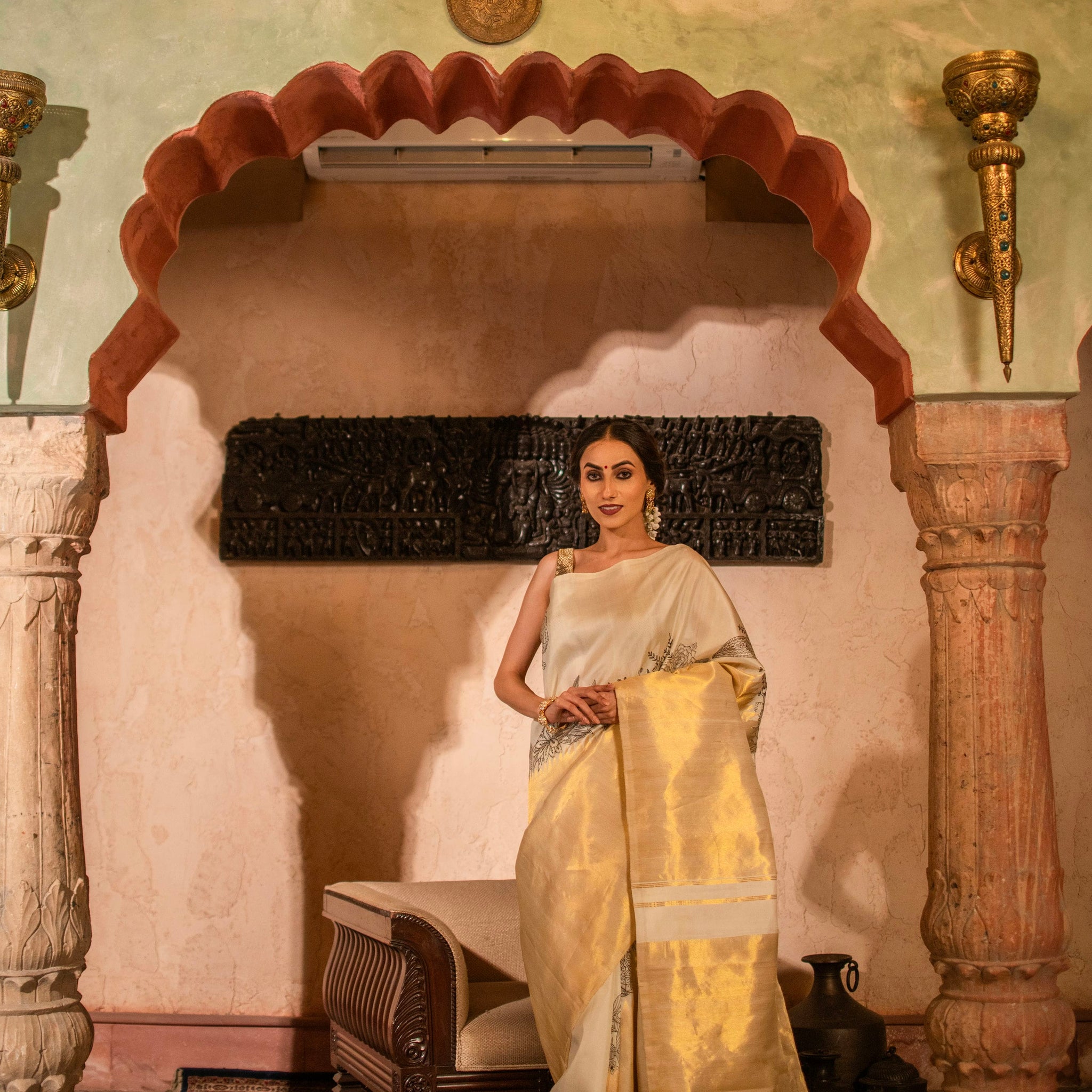 Pure Zari Kanjivaram Fusion Saree with Hand-Painted Detail