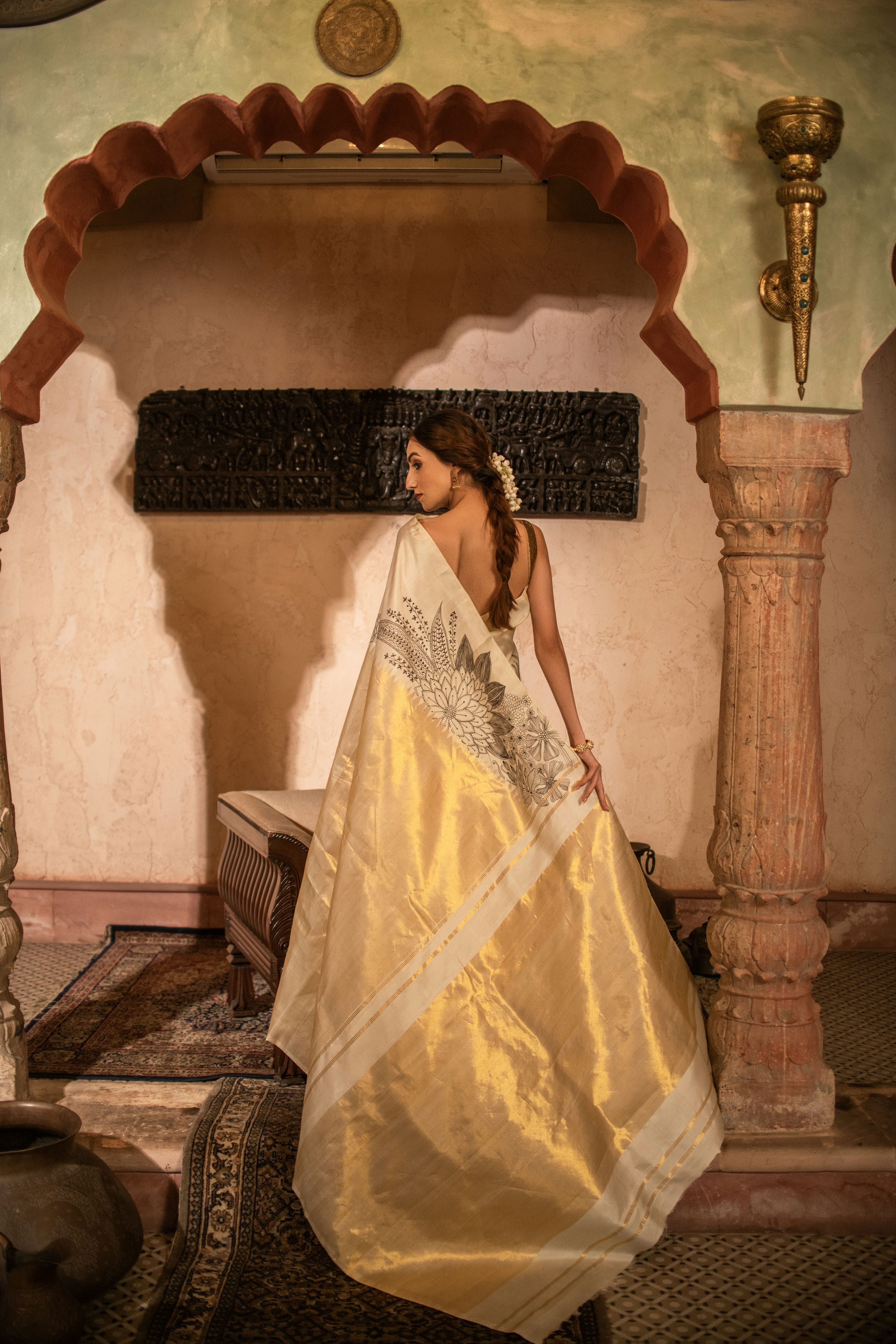 Pure Zari Kanjivaram Fusion Saree with Hand-Painted Detail