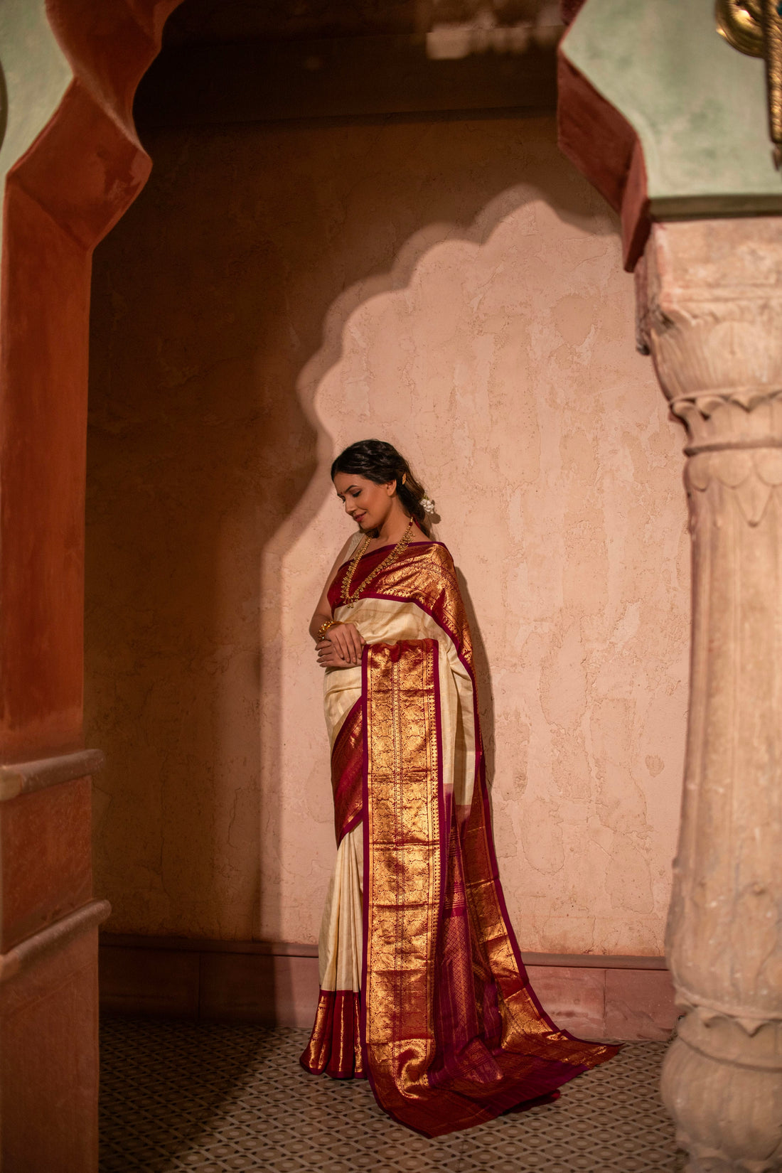 Gadwal Silk Saree in Classic Beige and Red Combination