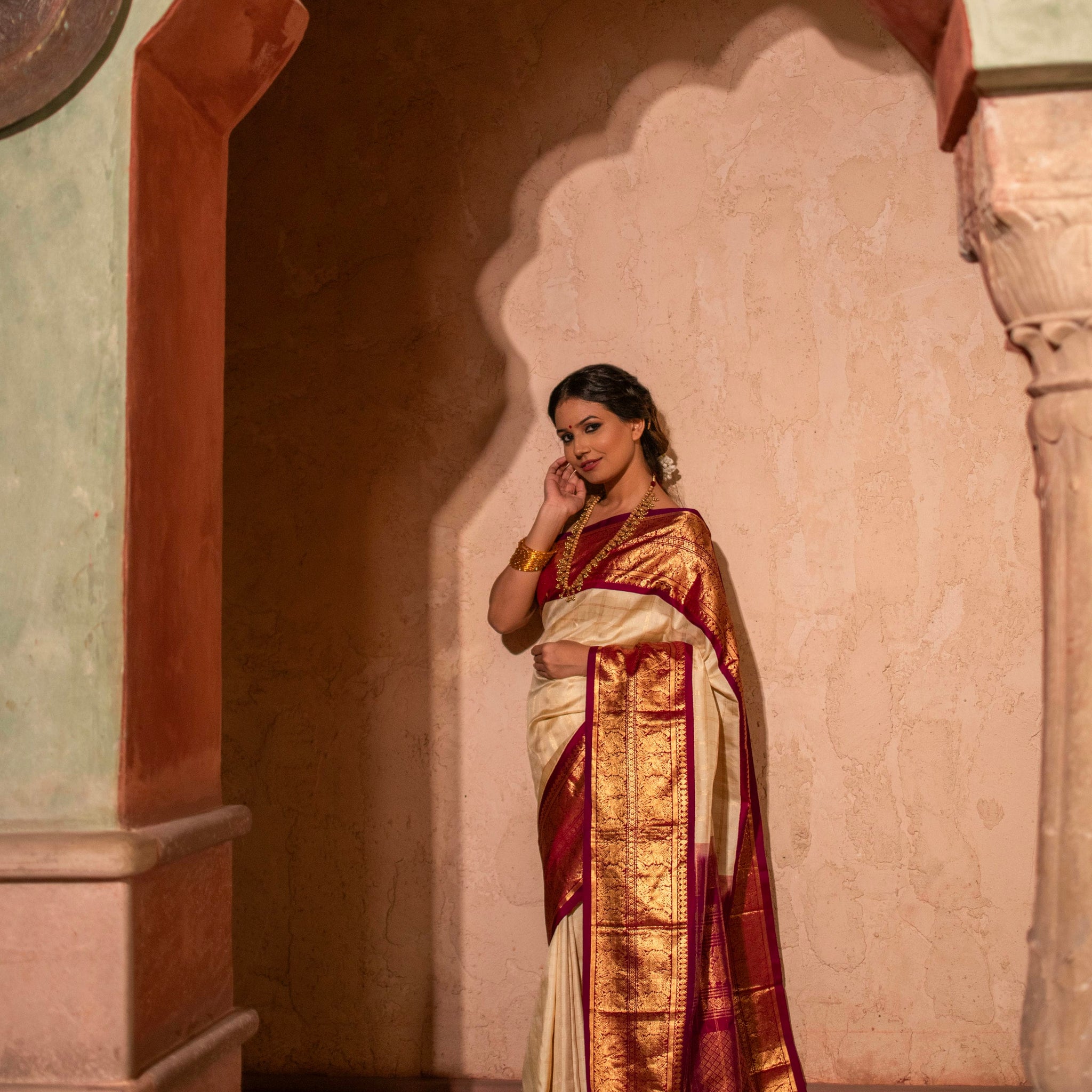 Gadwal Silk Saree in Classic Beige and Red Combination
