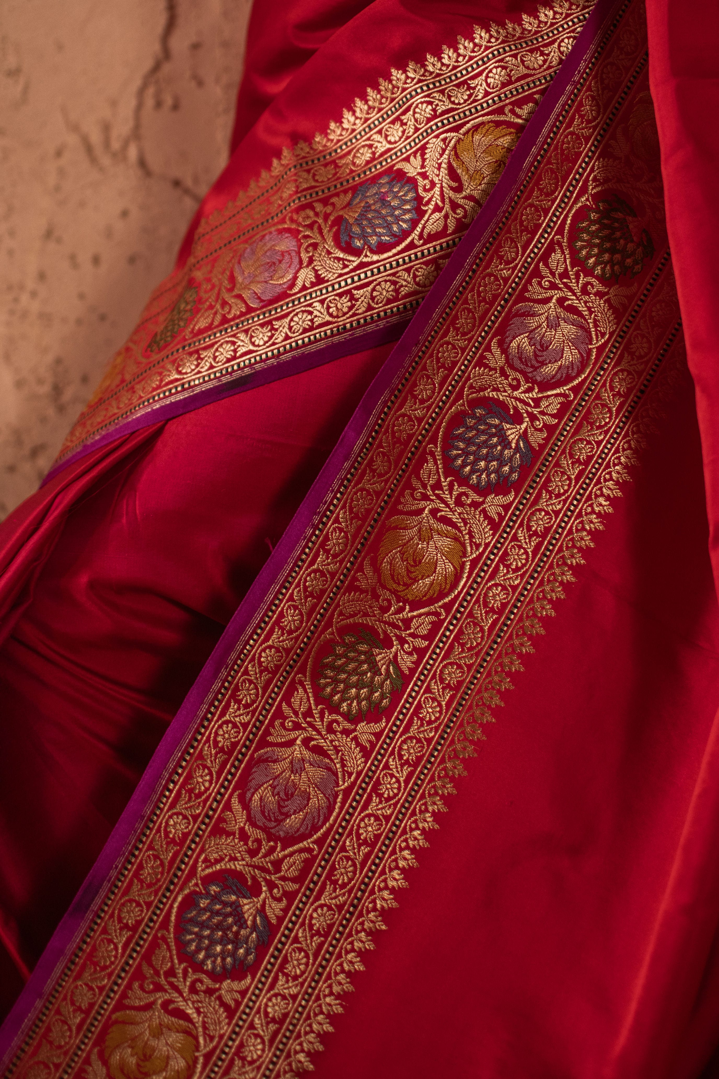 Vintage Mushru Silk Saree with Kadwa Meenakari Weave