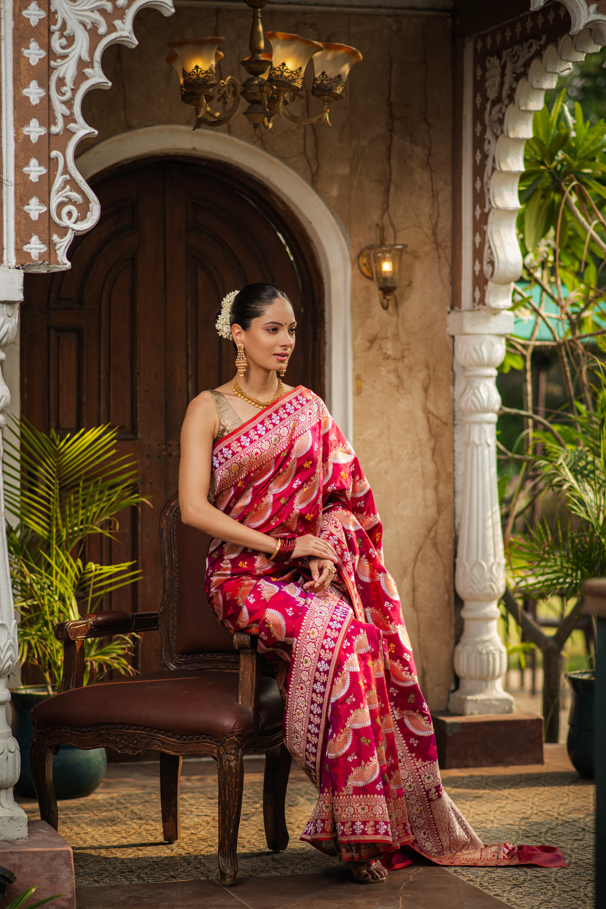 Raktaprabha (Maroon Double-Tone Iktara Silk Saree)