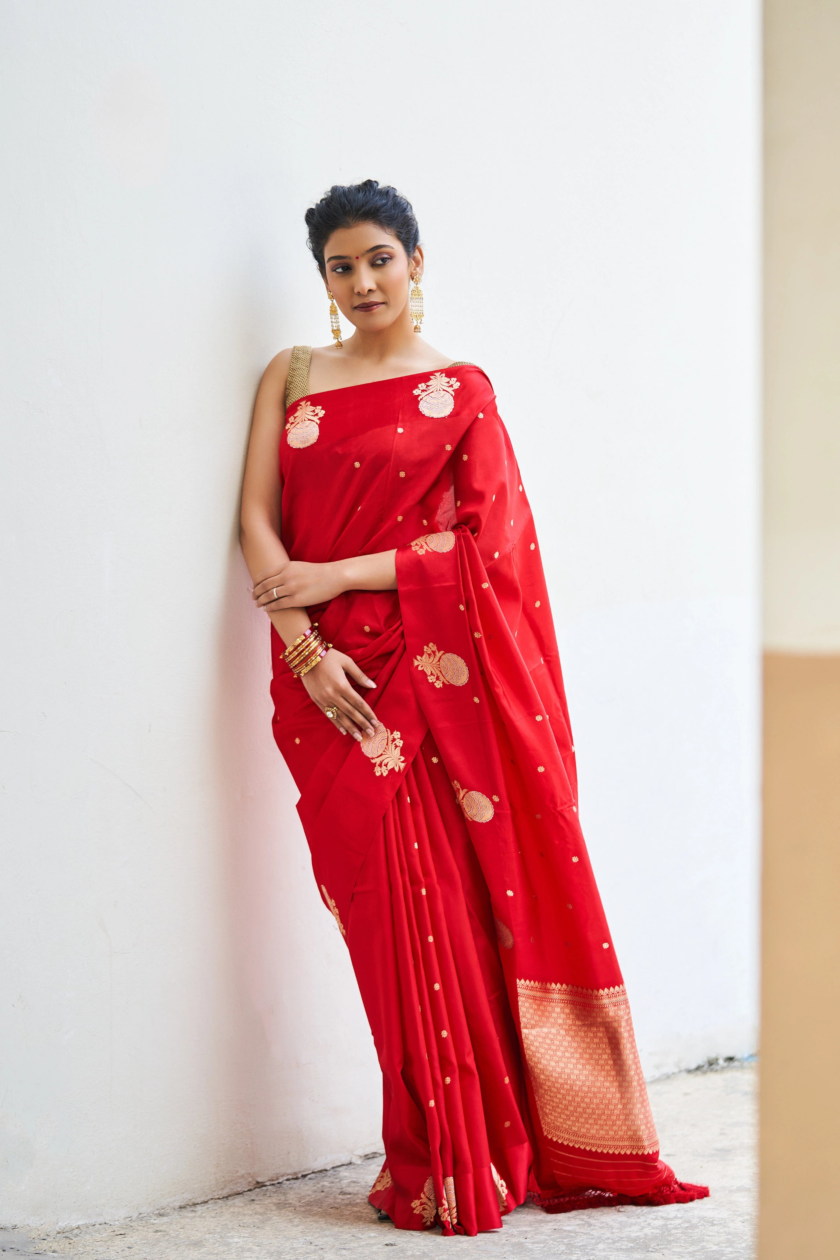 Gulabb Red Soft Katan Silk Banarasi Saree with Kadwa Weave