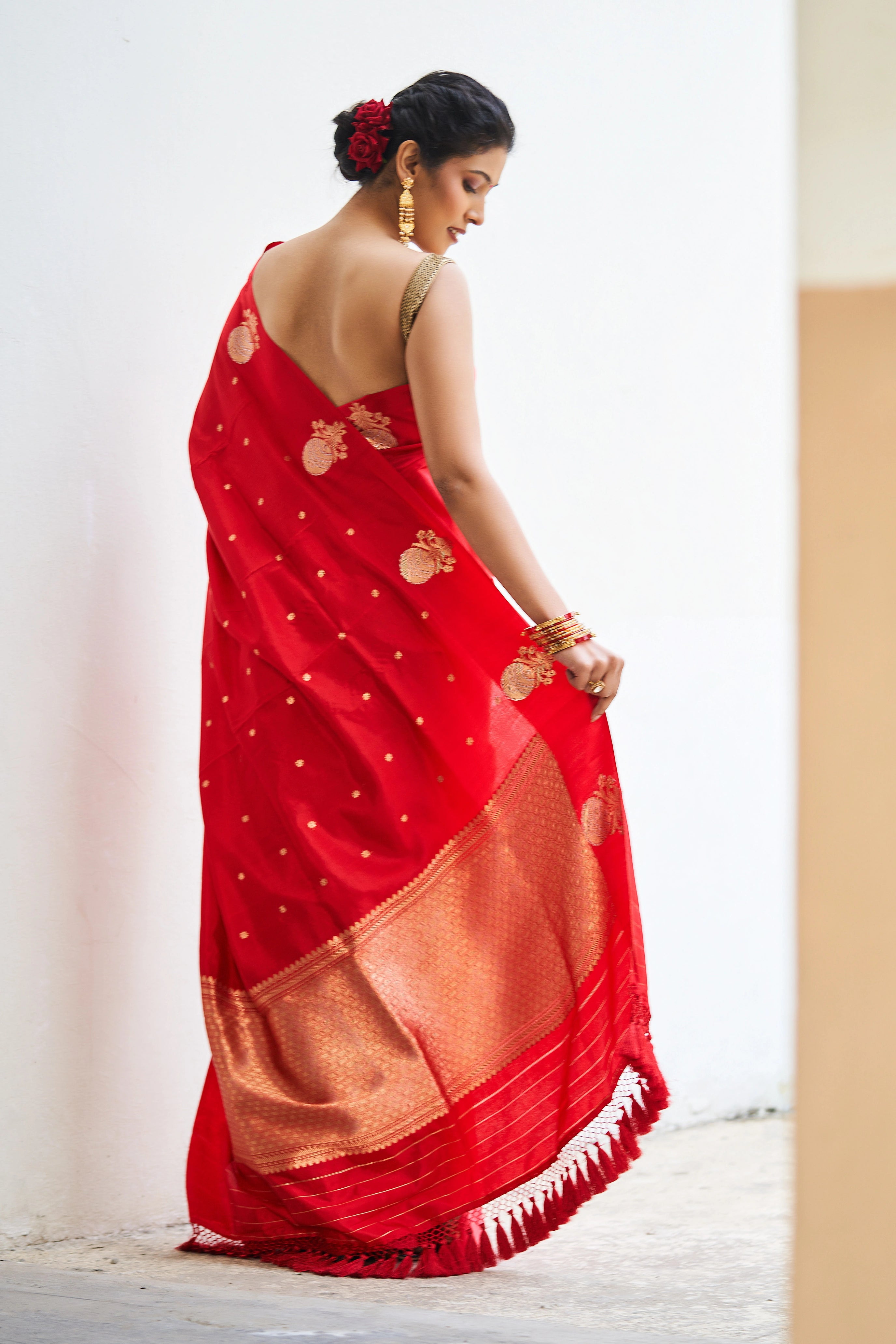 Gulabb Red Soft Katan Silk Banarasi Saree with Kadwa Weave