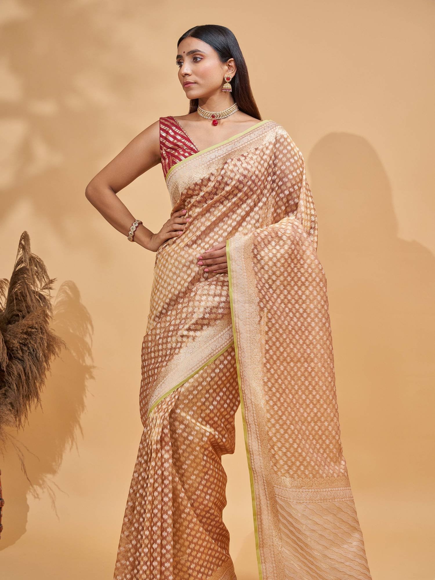 Malvika (Peachish Gold Bootiedar Tissue Saree)