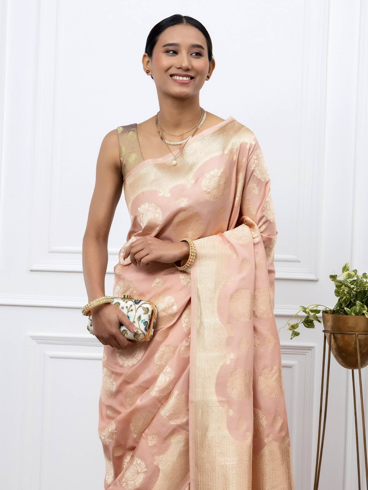 Anuja (Powder Pink Kadwa Jangla Saree)