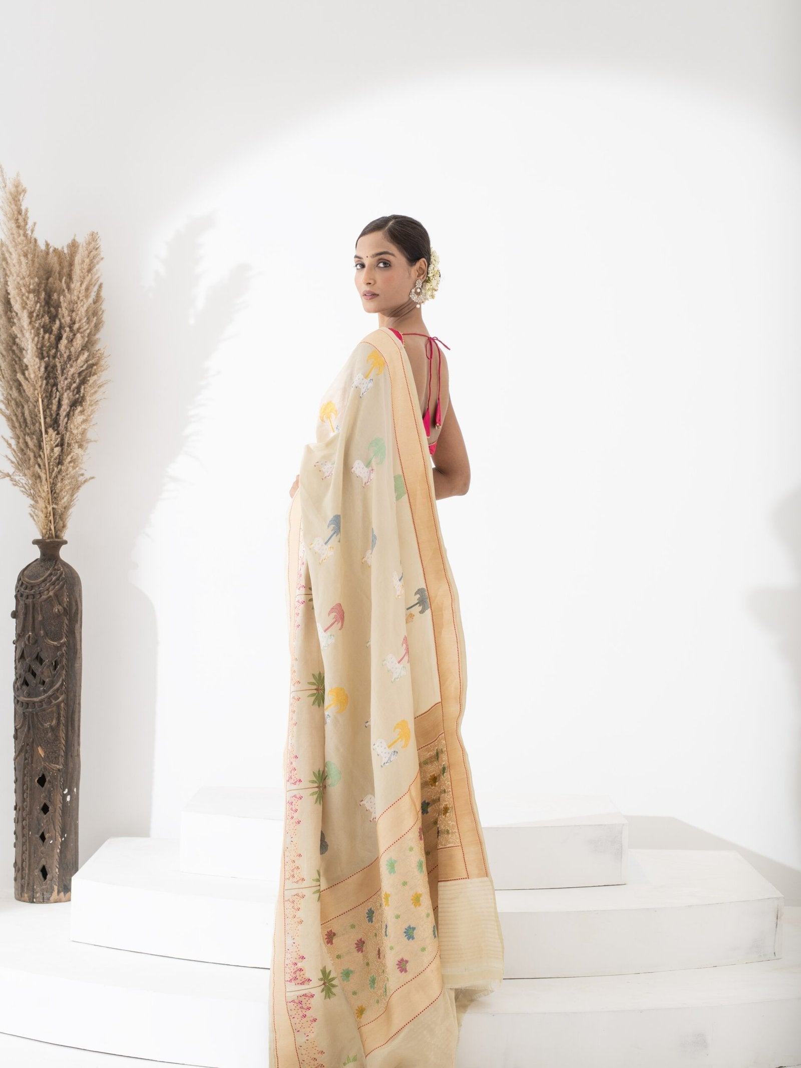 Gitali (Pichwai Inspired Banarasi Tissue Saree)