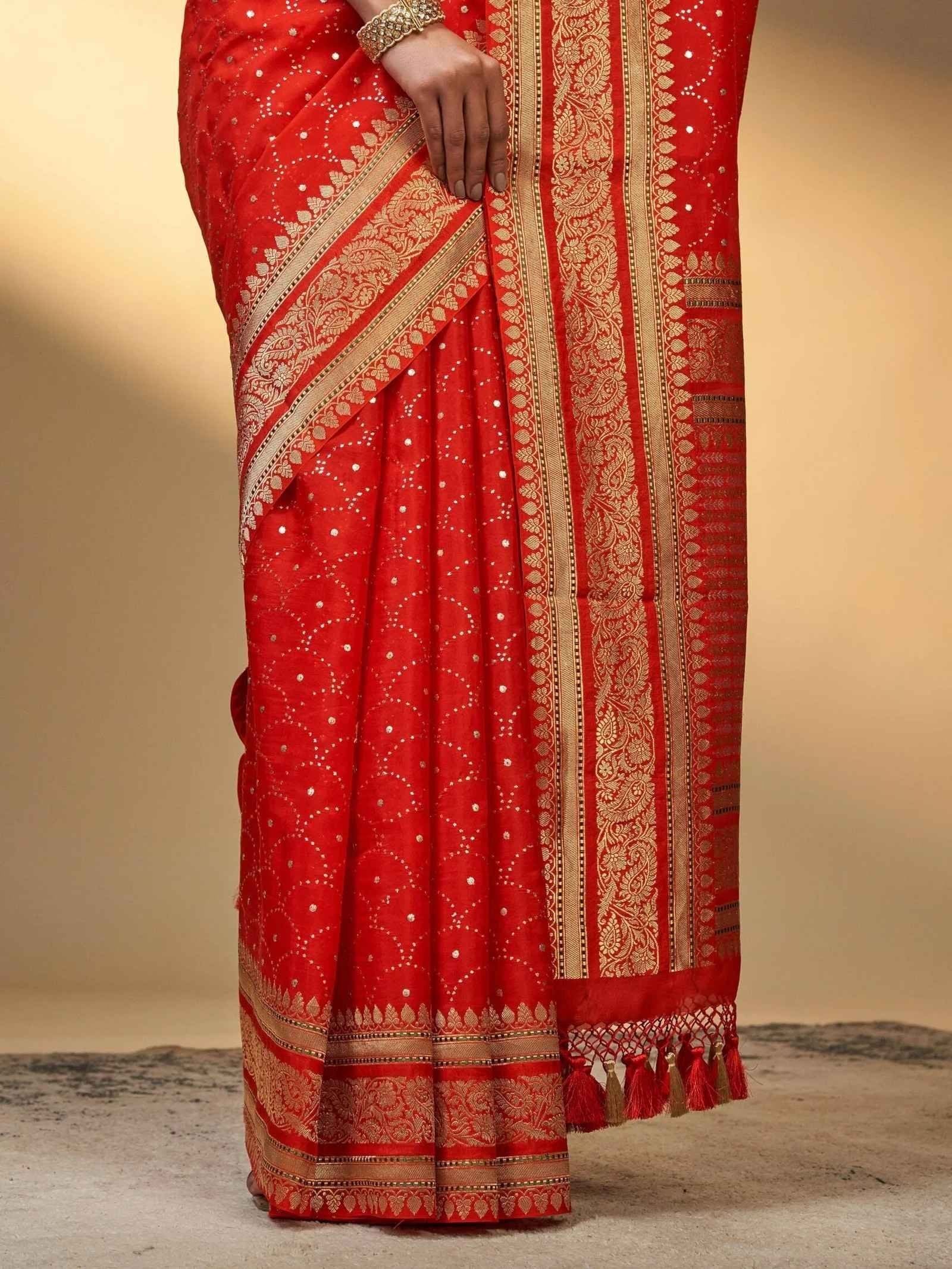 Yashasvini (Mukaish Banarasi Kora Silk Saree)