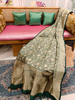 Vanamriga (Emerald Kadwa Shikargah Dupatta)