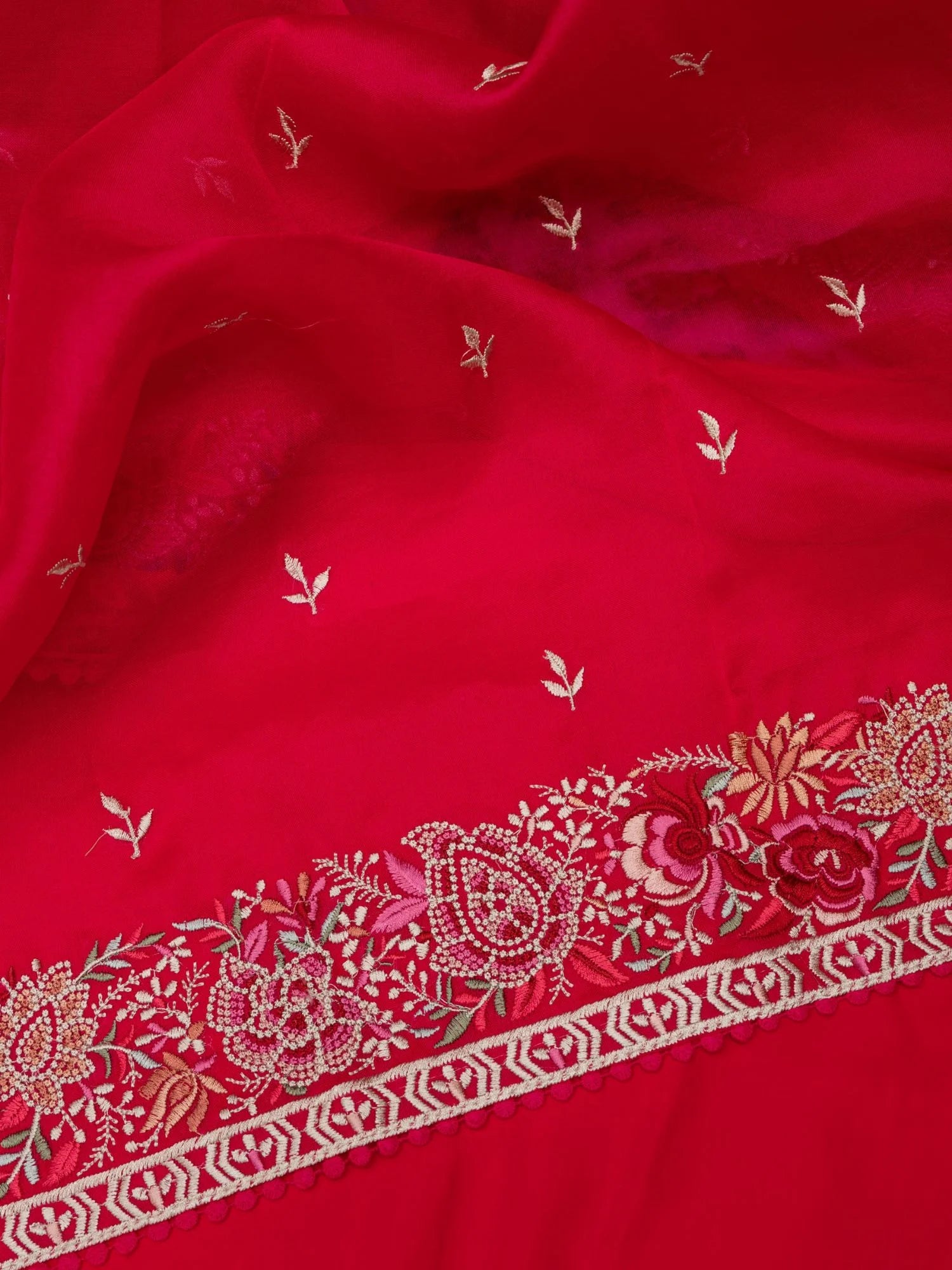 Parvati (Organza Embroided Pink Suit Set)
