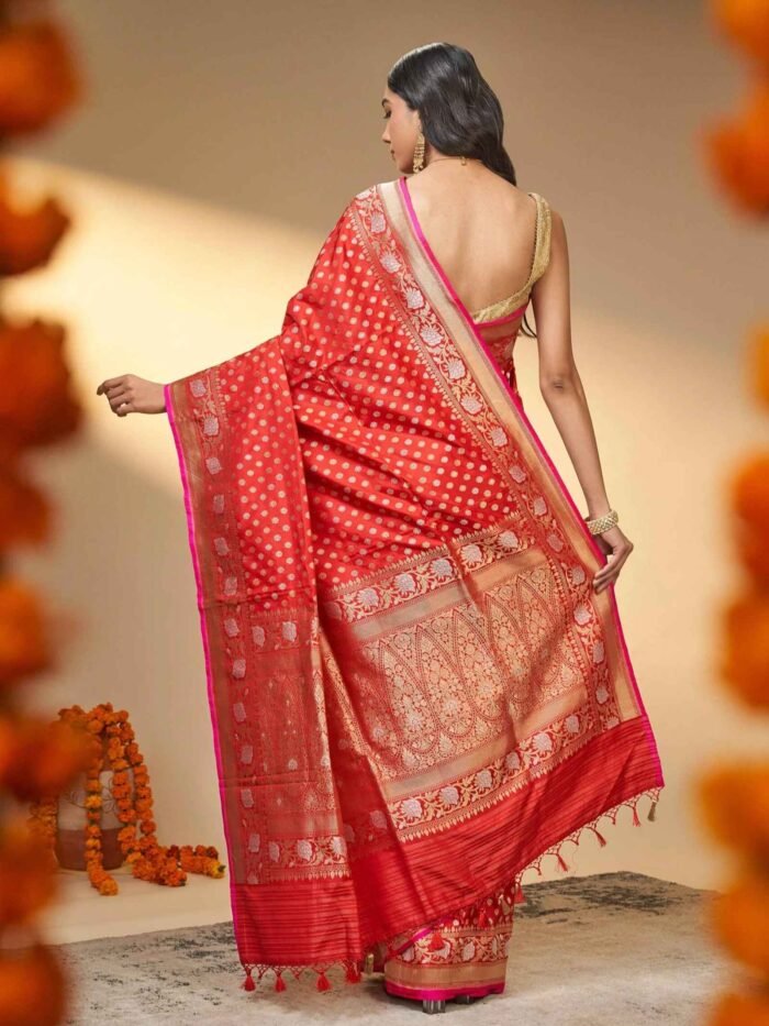 Kalyani (Kadwa Bootiedar Jangla Silk Saree) - Image 2