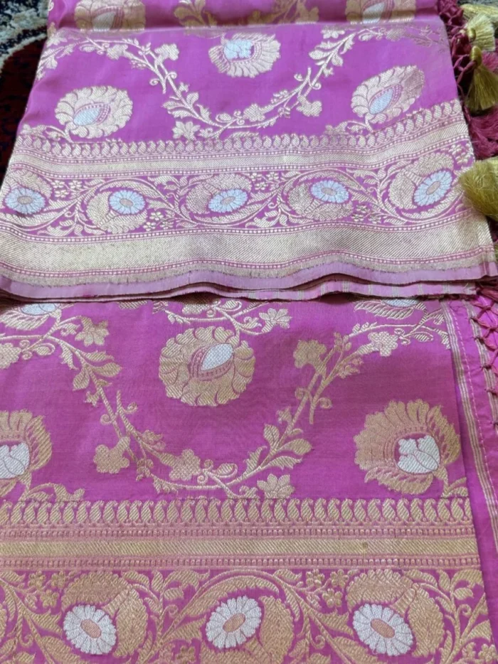 Tarini (Rose Pink Kadwa Jangla Dupatta) - Image 4