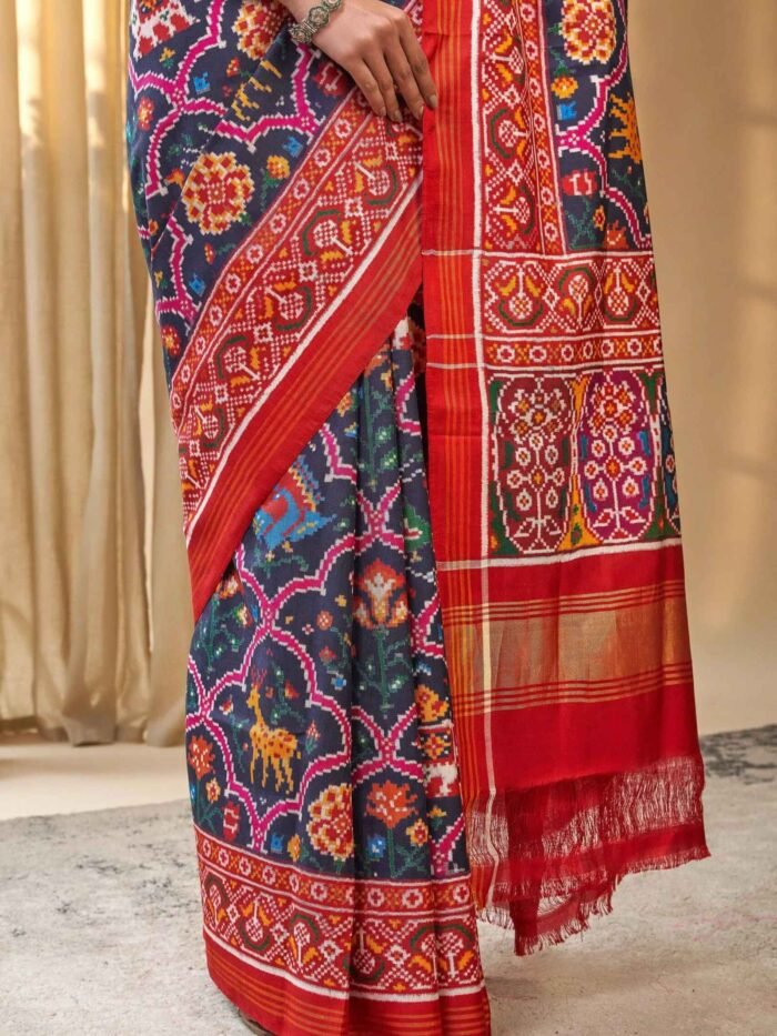 Tanirika (Royal Double Ikkat Patan Patola Saree) - Image 4